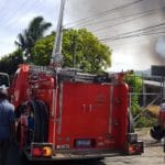 2 Incendio en carretera a Sonsonate