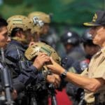 5 Fuerza Armada recibe nuevo equipo de seguridad.