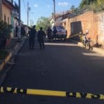 1 Tres pandilleros muertos en tiroteo con policías.