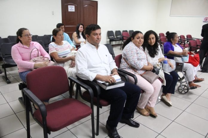 3 Decretan apertura a juicio para cuatro miembros del clan Flores Batres