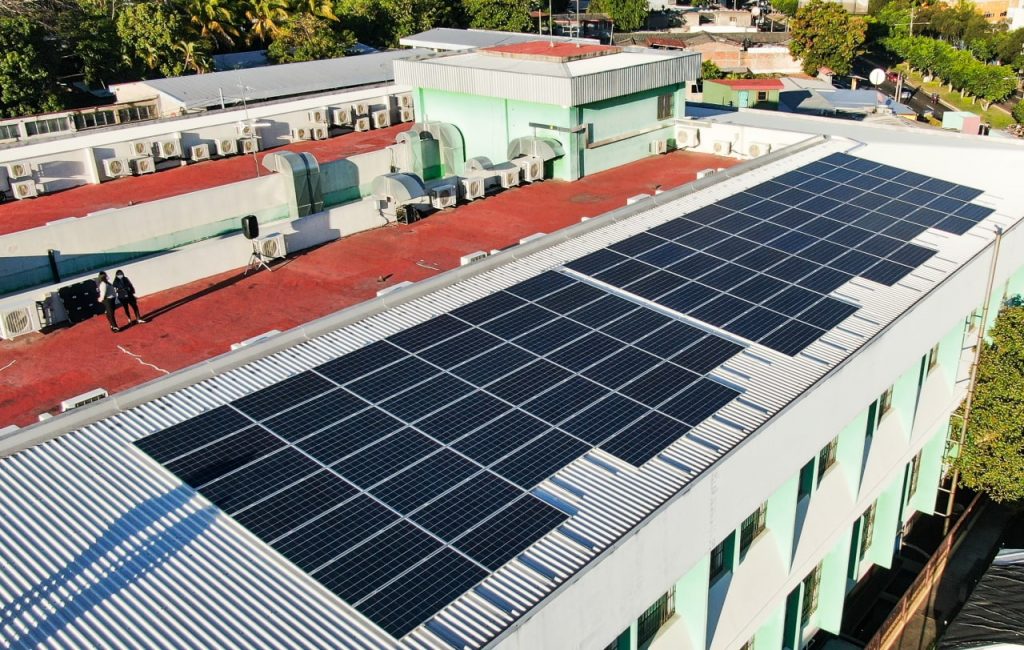 Hospital Bloom ahorrará más de un cuarto de millón en energía con