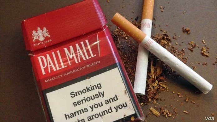 La OMS ha publicado un nuevo manual sobre cómo crear e implementar las políticas de impuestos al tabaco más sólidas. [Foto de archivo]