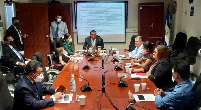 comision legislacion