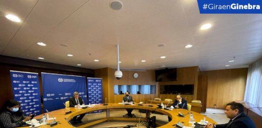 El Ministro de Trabajo, Rolando Castro, en su misión por Ginebra, ha sostenido una reunión con Guy Rider, Director General de Trabajo OIT. Foto: Ministerio de Trabajo