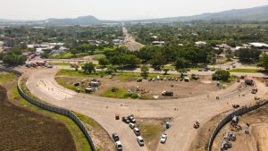 El MOP inició la construcción de un paso elevado en la Carretera Panamericana, en la zona de desvío a San Juan Opico. Foto: MOP