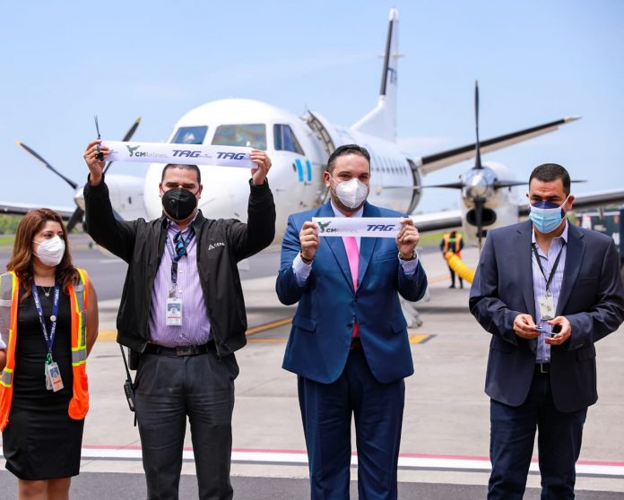 TAG Airlines inició los vuelos El Salvador-Tegucigalpa. Foto: Cortesía.