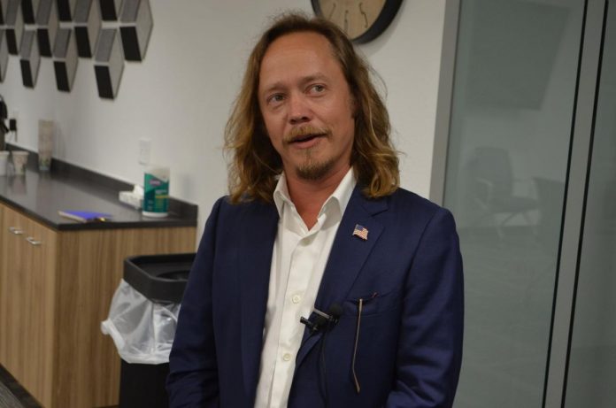 Brock Pierce invierte en criptomonedas desde hace 10 años. Foto: Cortesía.