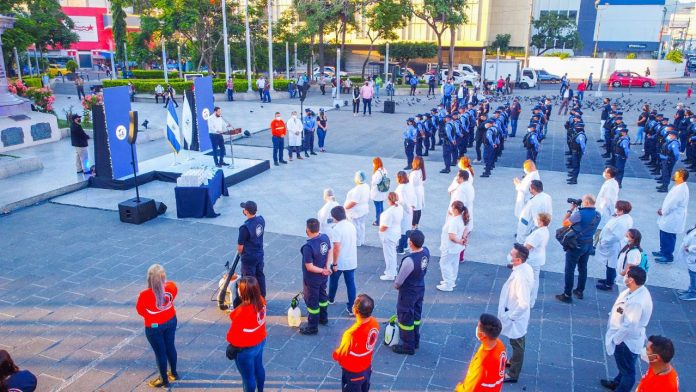 El alcalde de San Salvador, Mario Durán, anunció que se implementarán medidas más estrictas en la capital para contener los contagios por Covid-19 y reducir el riesgo de las variantes alpha, gamma, lambda y delta que circulan en el país. Foto: Cortesía.