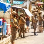 Efectivos de la Fuerza Armada patrullan calles del Centro de Soyapango. Foto: Cortesía.