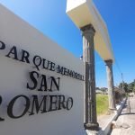 Fachada Parque Memorial San Romero, uno de los cementerios ubicados en San Salvador. Foto: Cortesía.