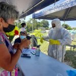 Personal sanitario de la Alcaldía de San Salvador verifica medidas de bioseguridad para el ingreso al Cementerio La Bermeja, con motivo del Día de los Difuntos. Foto: YSKL.