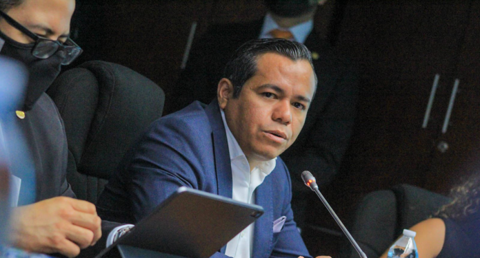 Alejandro Zelaya, Ministro de Hacienda. Foto: Cortesía.