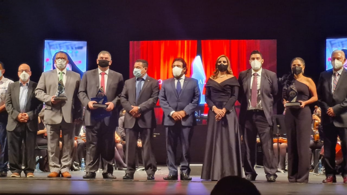 Imagen de referencia. Imagen de referencia.