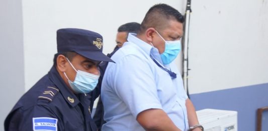 Osorio Chávez trabajaba en la nómina de la fracción de ARENA. Foto: Asamblea Legislativa.