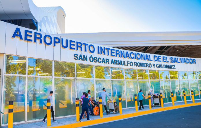 Terminal de pasajeros Aeropuerto Internacional San Óscar Arnulfo Romero y Galdámez. Foto: Cortesía.
