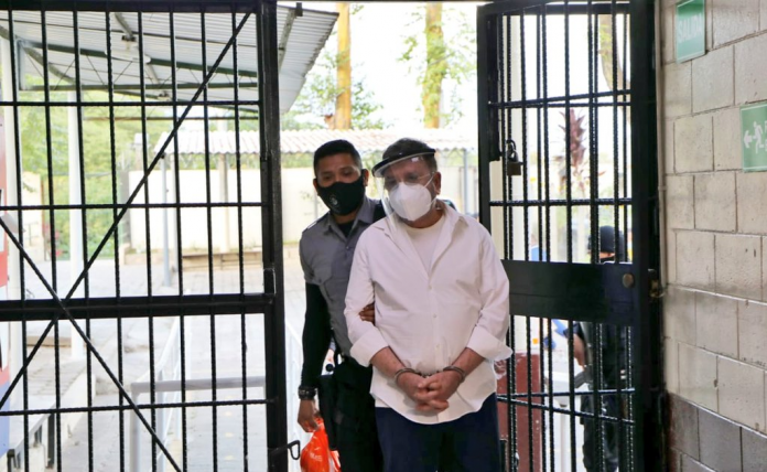 David Munguía Payés, ex Ministro de la Defensa Nacional es llevado al Centro Penal “La Esperanza”.