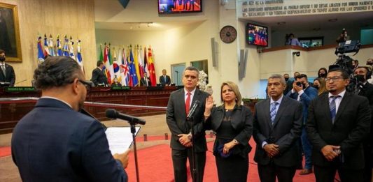 El 1° de Mayo de 2021 la Asamblea Legislativa destituyó a los Magistrados de la Sala de lo Constitucional y, nombró a nuevos abogados para ocupar el cargo. Foto: Cortesía.