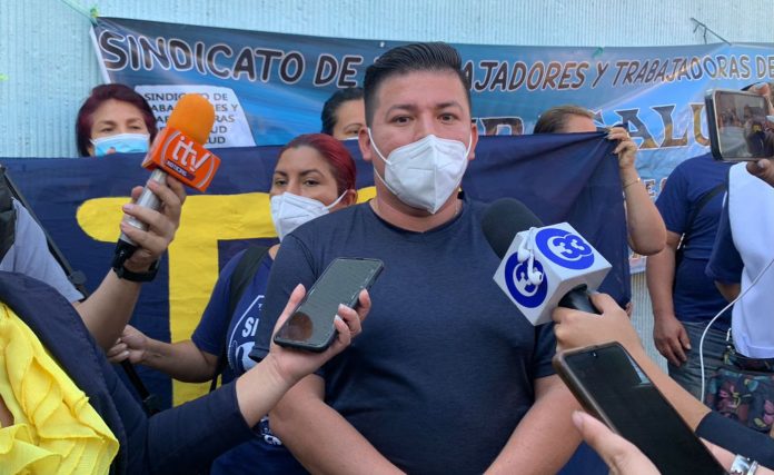 El empleado del área de radiología habría recibido amenazas de muerte por parte del jurídico del Hospital Nacional de Chalatenango. Foto: YSKL