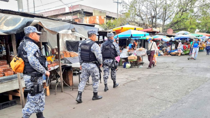Equipos de la Sección Táctica Operativa (STO), realizan patrullajes preventivos en diferentes zonas de San Salvador, con el objetivo de identificar ilícitos y prevenir hechos delictivos.