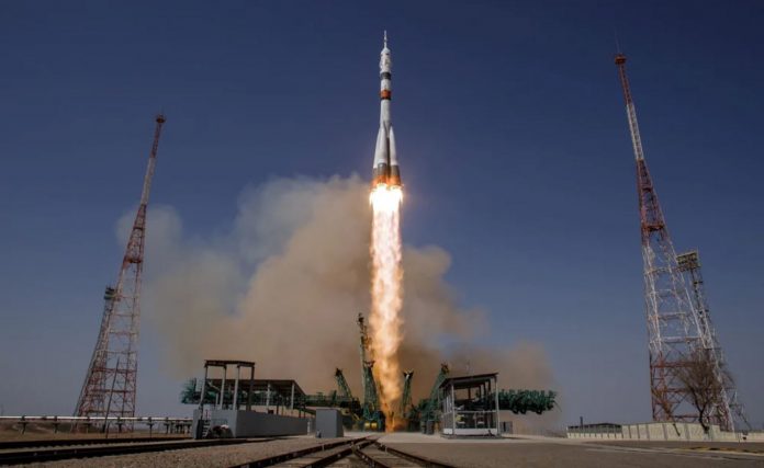 Rusia es clave en el mantenimiento de la Estación Espacial Internacional con sus cohete Soyuz (NASA/Bill Ingalls/Handout via REUTERS)