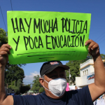 Organizaciones de la sociedad civil marcharon en diciembre contra varias decisiones gubernamentales. Foto: Cortesía.