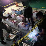 Policía y Fuerza Armada incautan cargamento de drogas en aguas territoriales de Usulután.