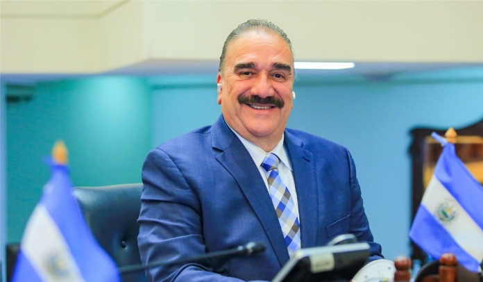 Donato Vaquerano, Diputado independiente. Foto: Cortesía. Donato Vaquerano, Diputado independiente. Foto: Cortesía.