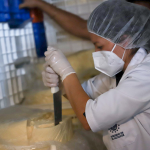 Defensoría del Consumidor despliega inspectores que verifican precios de productos lácteos. Foto: Cortesía.