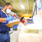 Defensoría del Consumidor despliega inspectores que verifican precios de productos lácteos. Foto: Cortesía.