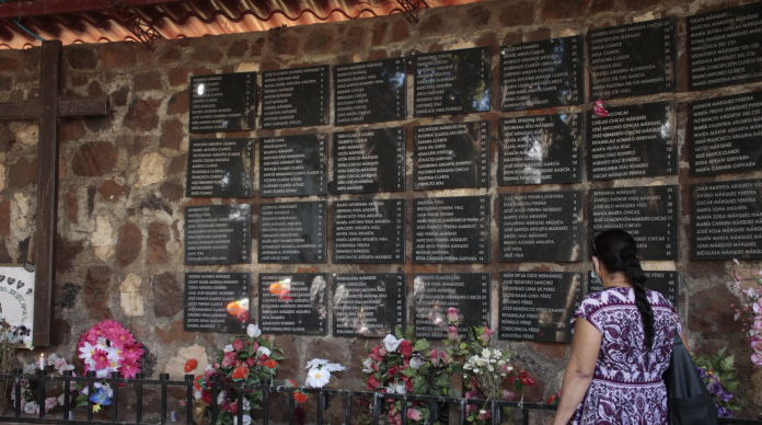 Monumento a víctimas de la masacre de El Mozote en 1981. Foto: Cortesía.