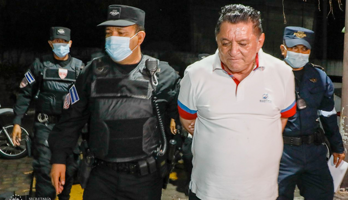 Catalino Miranda, empresario de buses de la ruta 42 fue detenido acusado de incrementar tarifas del pasaje.