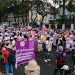 Movimientos feministas marchan en conmemoración del Día Internacional de la Mujer. Foto: YSKL.