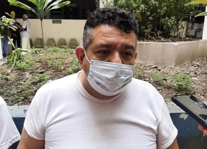 27A8B942-F55C-4057-9866-D889AF02F18F