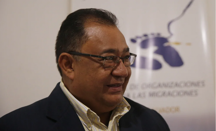 En la imagen, el director del Instituto Salvadoreño del Migrante (INSAMI), César Ríos. EFE/Rodrigo Sura/Archivo