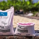 Ministerio de Agricultura y Ganadería inicia entrega de unos 600,000 paquetes agrícolas para igual número de beneficiarios. Foto: Cortesía.