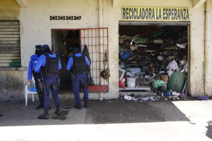 Imagen de referencia. Imagen de referencia.