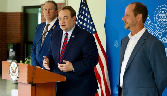 Imagen de referencia. Imagen de referencia.