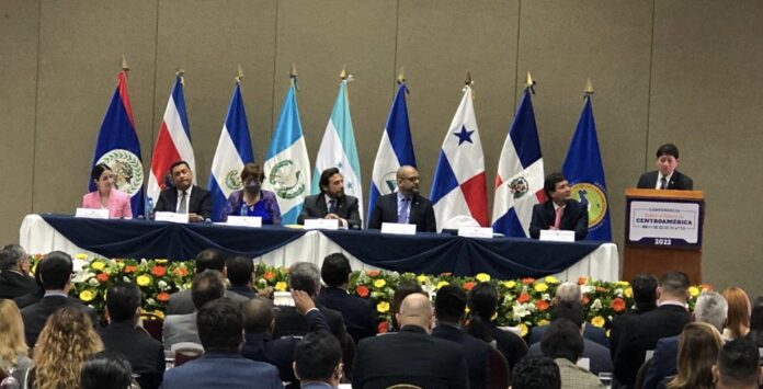 FE4FBE11-6E2B-443A-8C2F-47DBF2693861