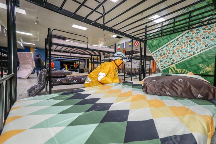 0DCAF434-56A6-4999-A211-2CF7B39B9E27