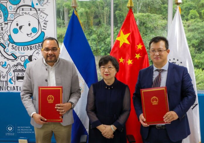 Convenio de cooperación entre China y El Salvador