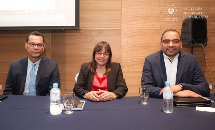 Imagen de referencia. Imagen de referencia.