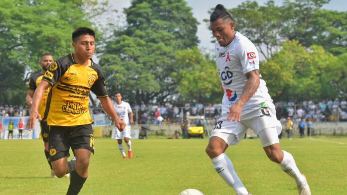 F99651E1-6B67-427D-8C3F-98F233CDDA5F