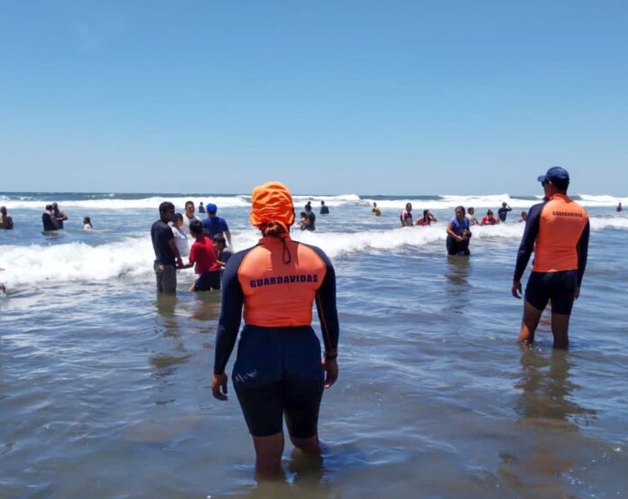 Rescate acuático. Foto: Cortesía. Rescate acuático. Foto: Cortesía.