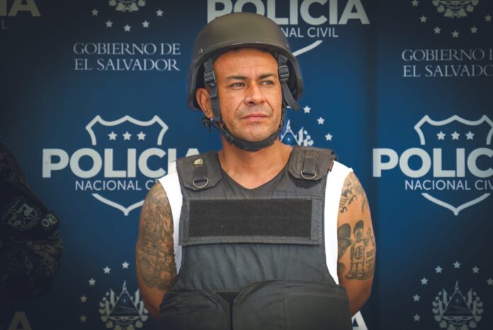 Luis Eduardo Aquino García es un corredor de la clica Teclas Locos Salvatruchos acusado de ordenar asesinatos, entre ellos el de los hermanos Guerrero, según las investigaciones. Foto: Cortesía.