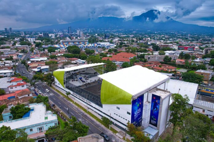 Estadio de Deportes de Playa del Complejo Deportivo Flor Blanca. Imagen de Cortesía.