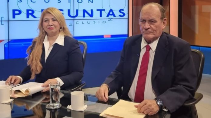 Fórmula presidencial de PAIS, conformada por José Cardoza e Irma Sosa. Foto: Cortesía.