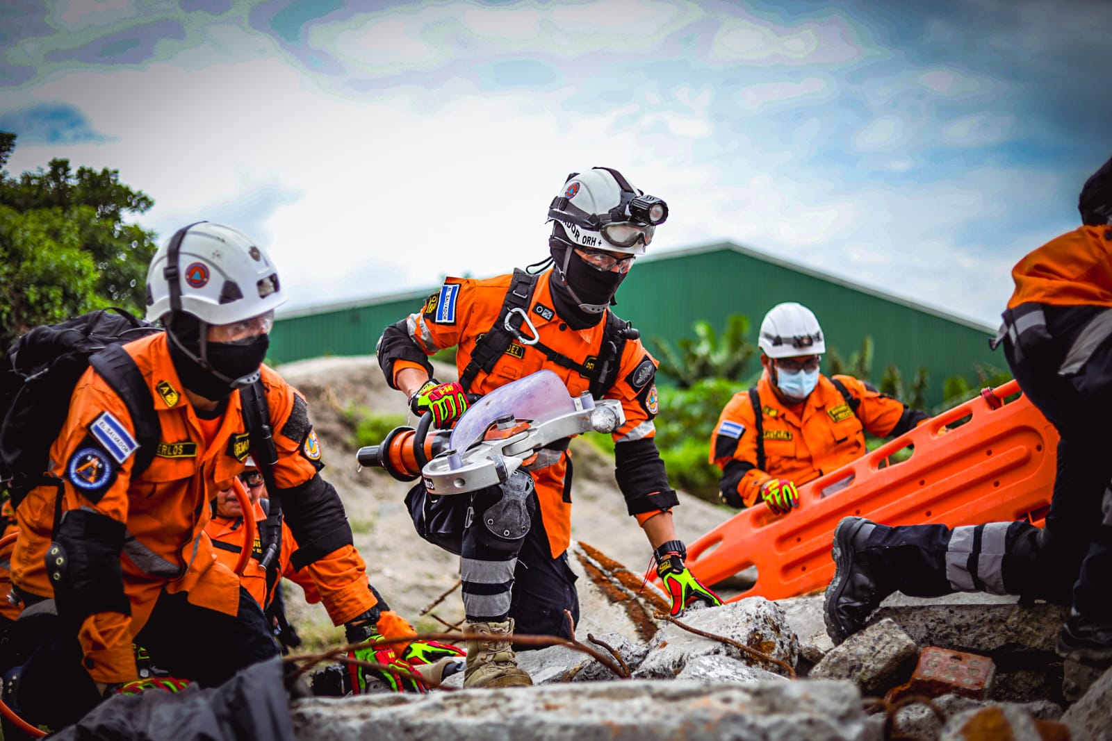 Cuerpos de Rescate de Protección Civil. Imagen de Cortesía.