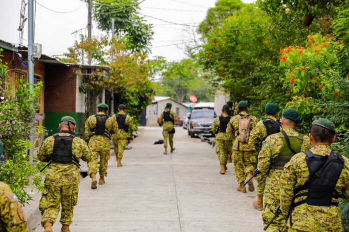 Cerco militar en Apopa.