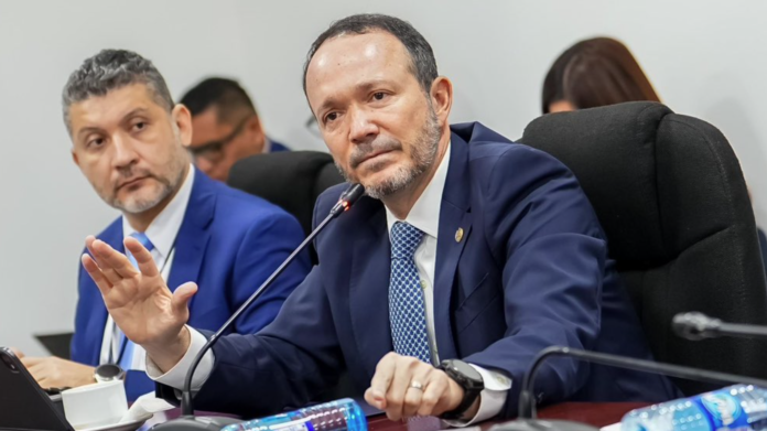 Gustavo Villatoro, Ministro de Justicia y Seguridad Pública.