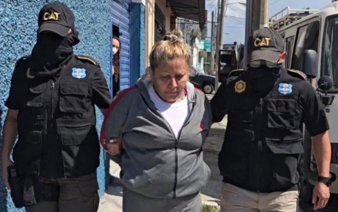 Captura de pantalla_6-8-2024_104546_pbs.twimg.com